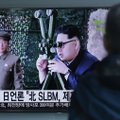 ФОТО: КНДР показала подводный запуск ракеты под руководством Ким Чен Ына