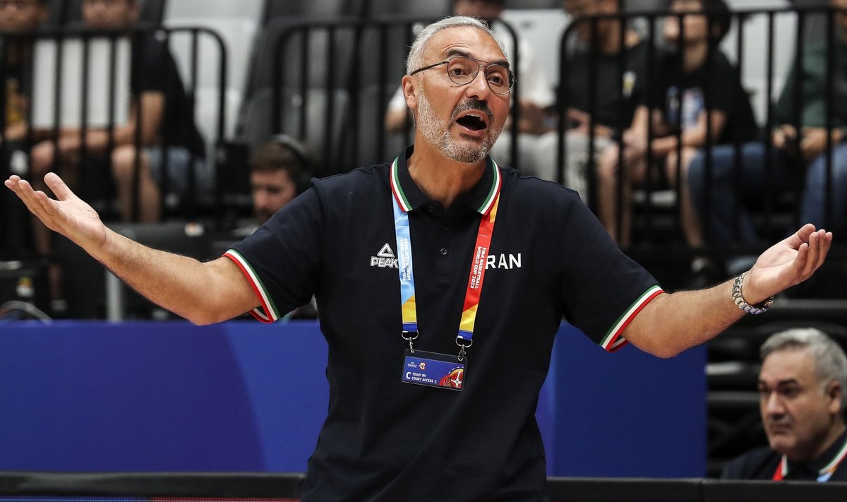 Iraani peatreener Hakan Demir