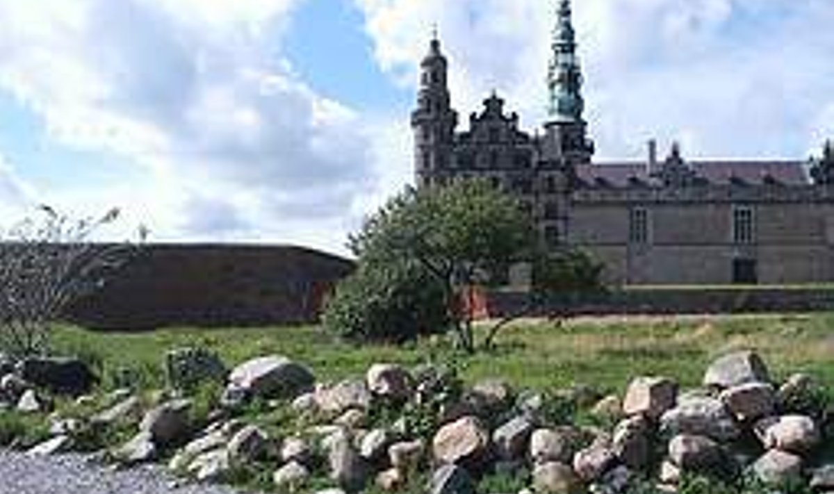 Heslingøris Kronborg ehk Hamleti loss. Selja taha jääb parim kalastuskoht. Aare Karolin