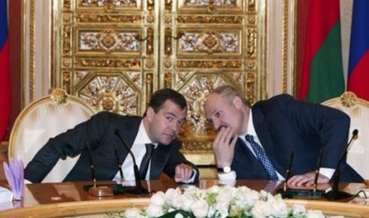 Vene ja Valgevene presidendid Dmitri Medvedev ja Aljaksandr Lukašenka