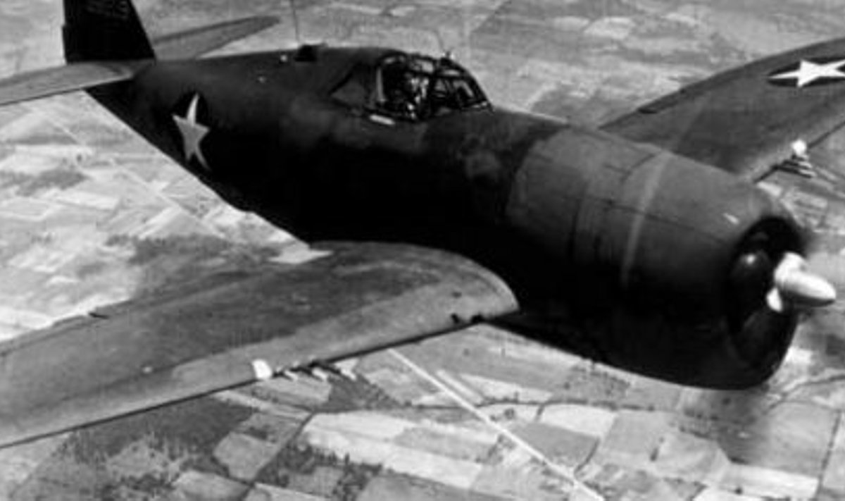 Republic P-47 Thunderbolt õhus
