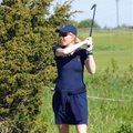 FOTO: Kerttu Olmann-Mõis õpib golfi mängima