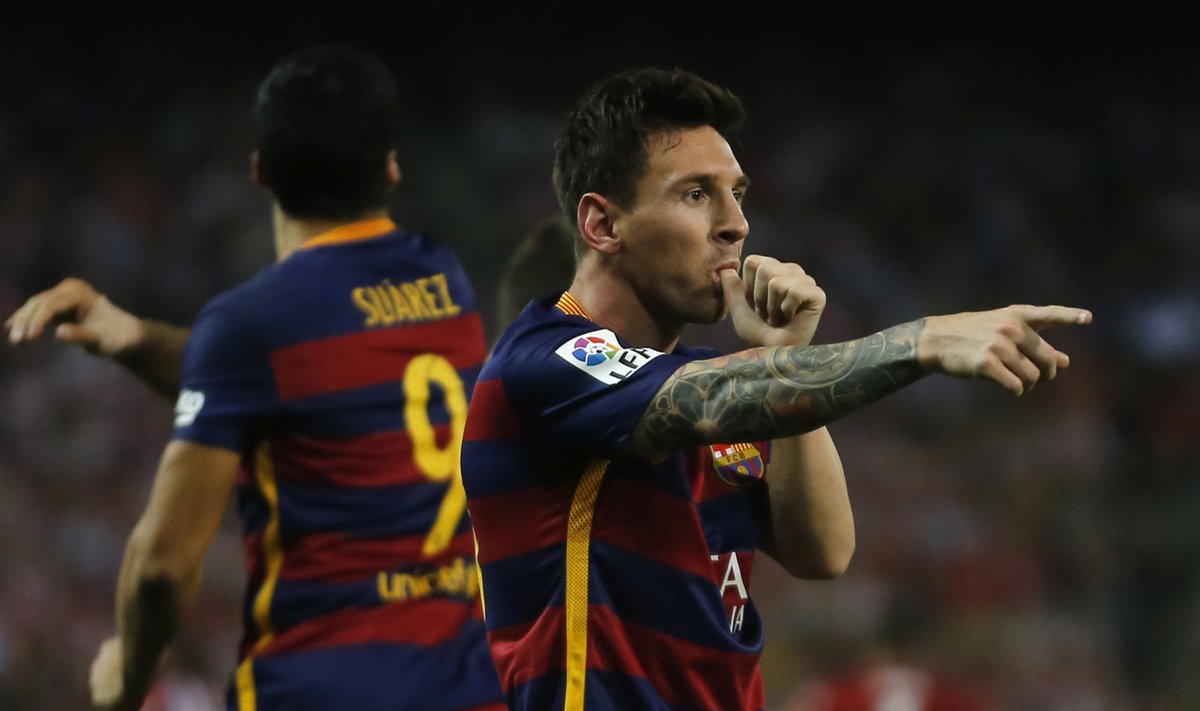 Lionel Messi väravat tähistamas