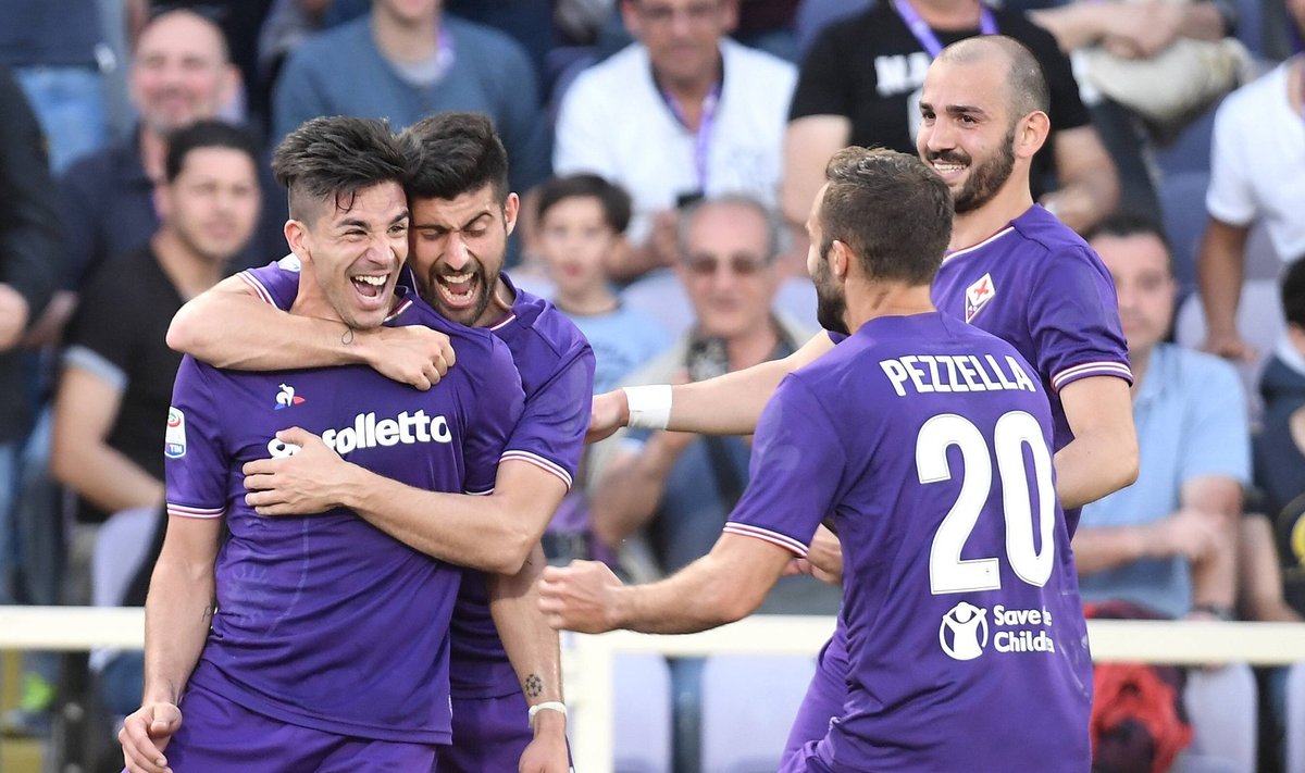 Esultanza Giovanni Simeone dopo il gol Fiorentina 2 0 Goal celebration Firenze 29 04 2018 Stadio Art
