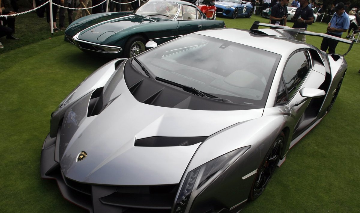 A Lamborghini Veneno 