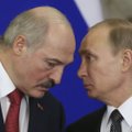 Лукашенко назвал Путина "родным братом", с которым он будет отстреливаться, стоя спиной к спине