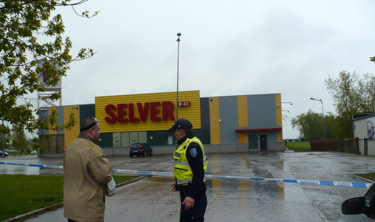 Полиция оцепила Selver в Кохтла-Ярве