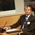 Kruusimäe: linnavalitsus peab nõukogude võimu ülistava ja eesti keele rääkimisest keeldunud direktori vallandama