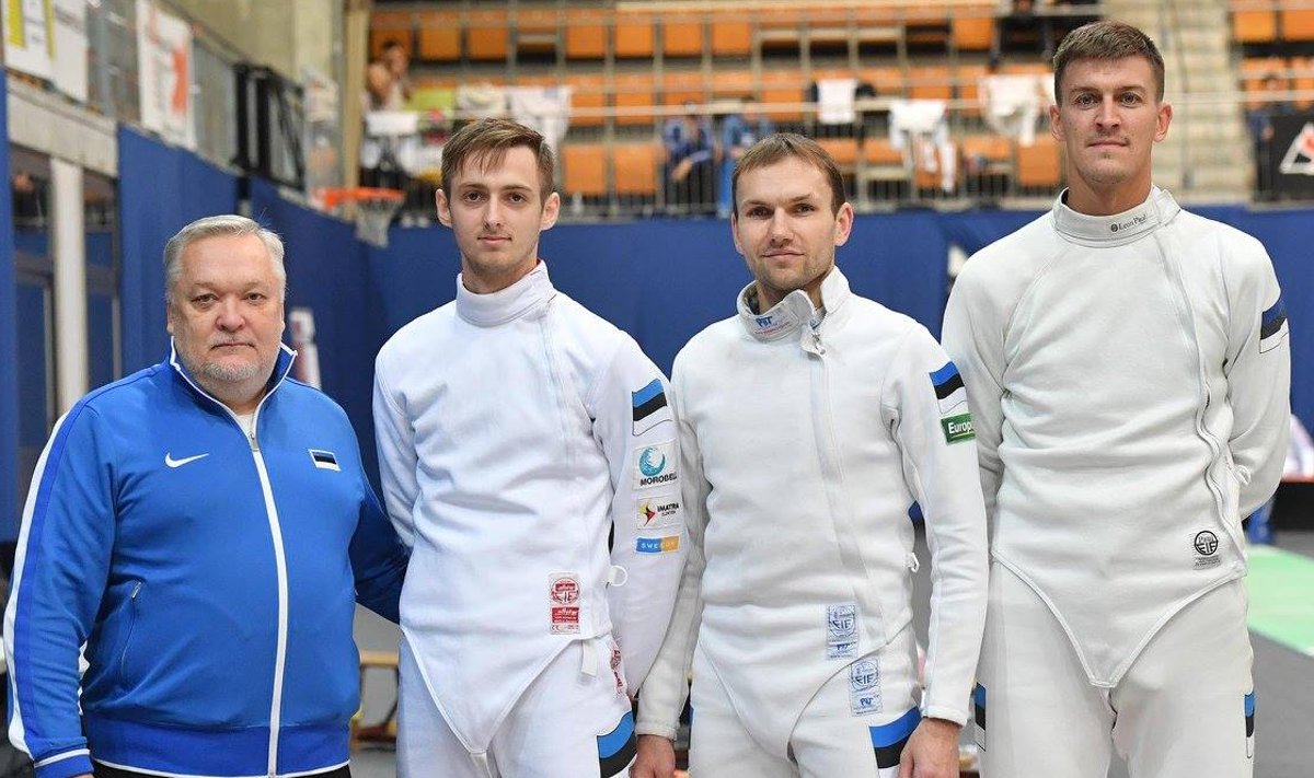 Vehklemiskoondise peatreener Igor Tšikinjov (vasakult), Peeter Turnau, Jüri Salm, Sten Priinits