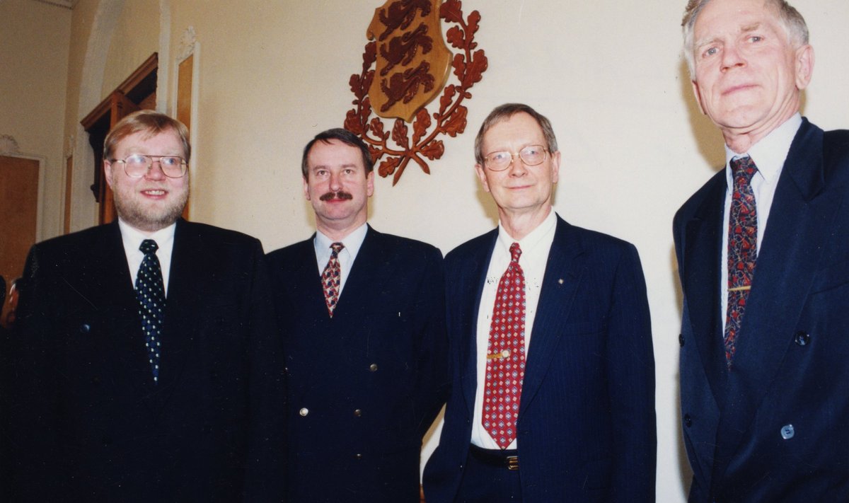 Eesti Reformierakonna, Isamaaliidu ja Mõõdukate valitsuskoalitsiooni lepingu sõlmimine. 17.03.1999