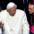 Paavst Benedictus XVI esines enne ametist lahkumist viimast korda rahva ees