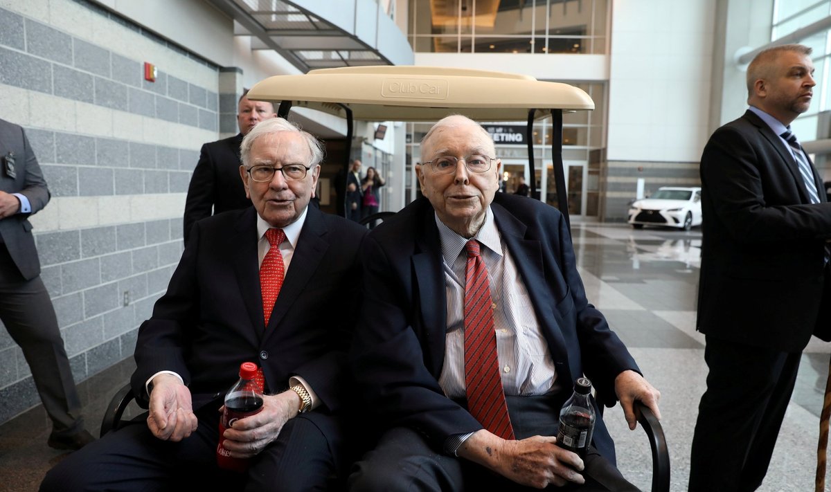 Warren Buffett ja Charlie Munger kohtusid esmakordselt 1959. aastal. Lõplikult sai neist äripartnerid 1978. aastal, mil Mungerist sai Berkshire'i asepresident.