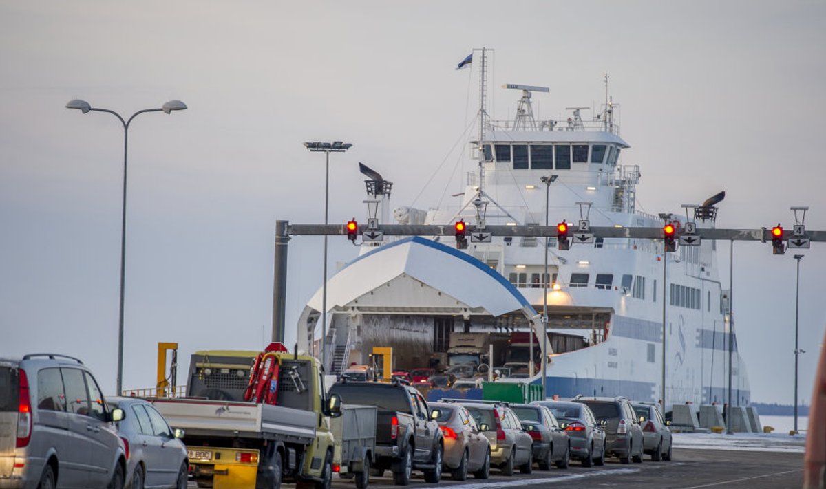 Saaremaa on üks neist moodsatest laevadest, mille hinna üle Tallinna Sadama juhid ja ärimees Olav Miil kauplevad. 