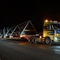 ÄRILEHE FOTOD: Oktoobrikuu ööpimeduses sõitis Soome hiiglaslik suurveos