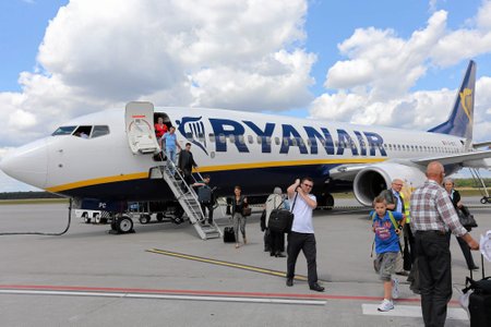 Ryanair muudab pagasireegleid.