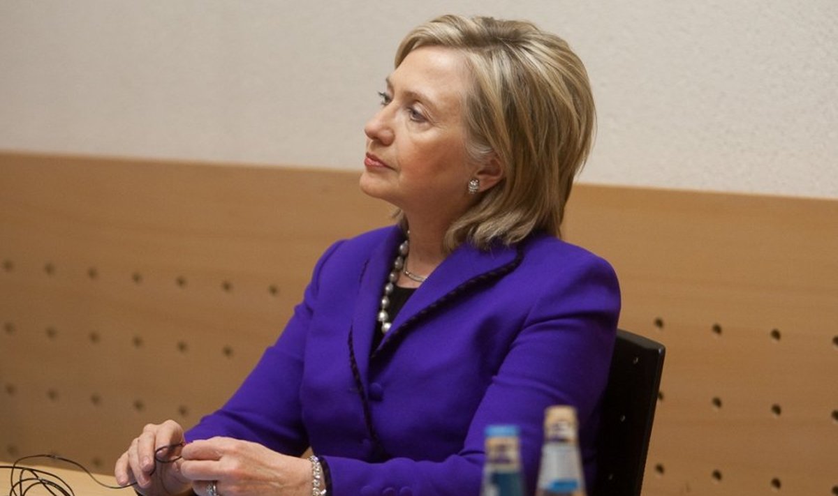 Hillary Clinton kohtub Urmas Paetiga