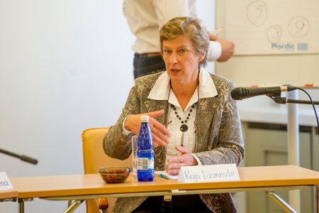 Merivälja kooli direktor Kaja Laanmäe ei kavatse oma kohast loobuda.