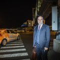 ФОТО | Первый зарубежный визит на посту президента: Алар Карис прилетел на сине-черно-белом самолете в Ригу