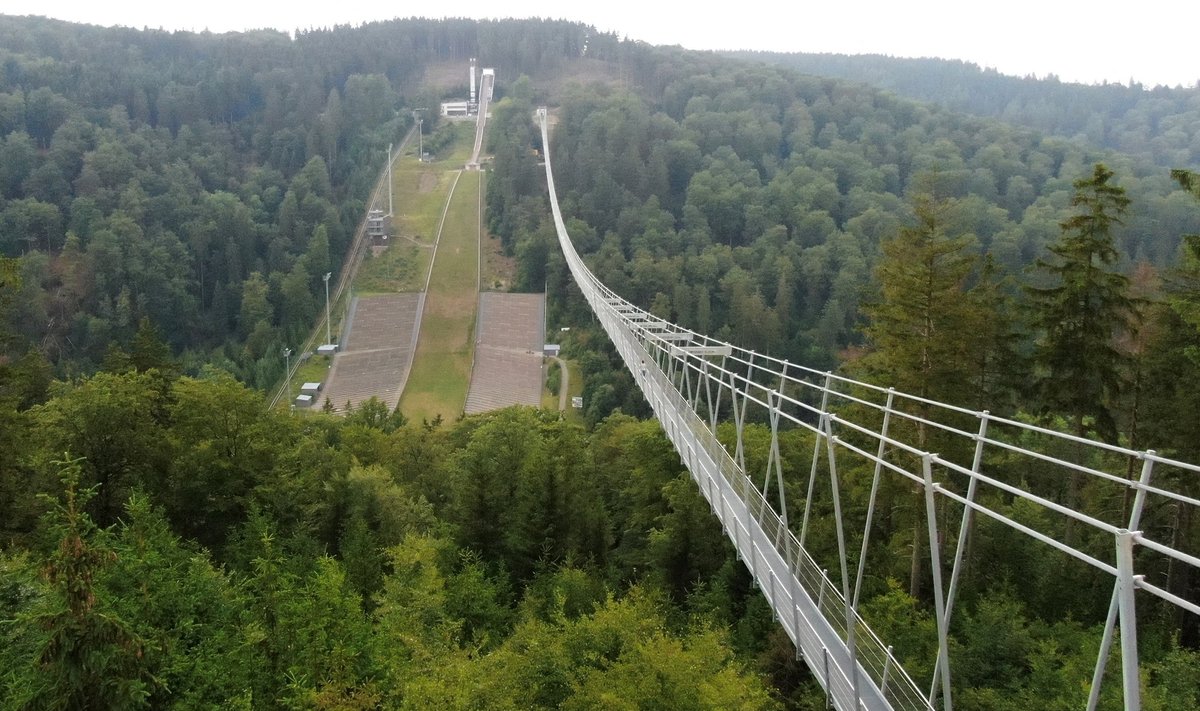 GERMANY-ODDLY/SKYWALK