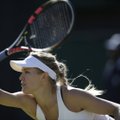 Kanada tennisetäht rikkus Wimbledoni riietumisetiketti