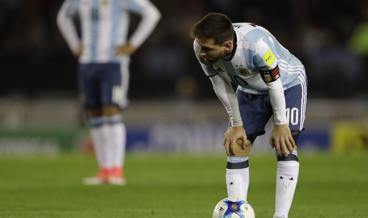 Lionel Messi ja Argentina on MM-valiksarjas hädas.