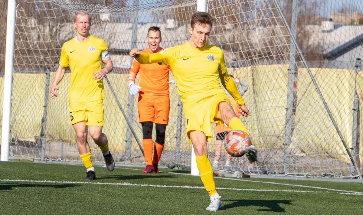 Kuressaare mängijad kirjutasid tabelisse järjekordse võidu.