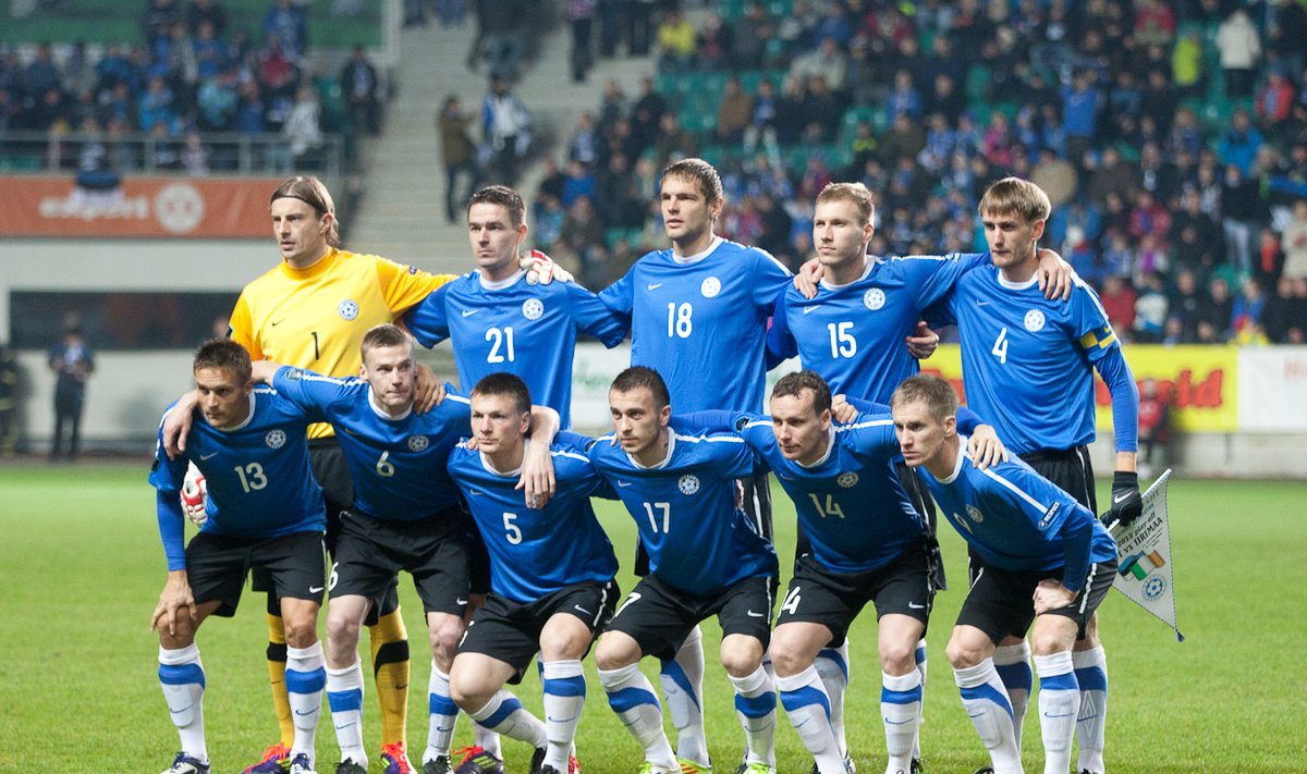 Eesti koondise algkoosseis legendaarsese 2011. aasta EMi play-off mängus Iirimaa vastu. Nii mõnigi mees sellest rivistuses jõudis ka "Futboliidi" tegijate sümboolsesse koondisesse.