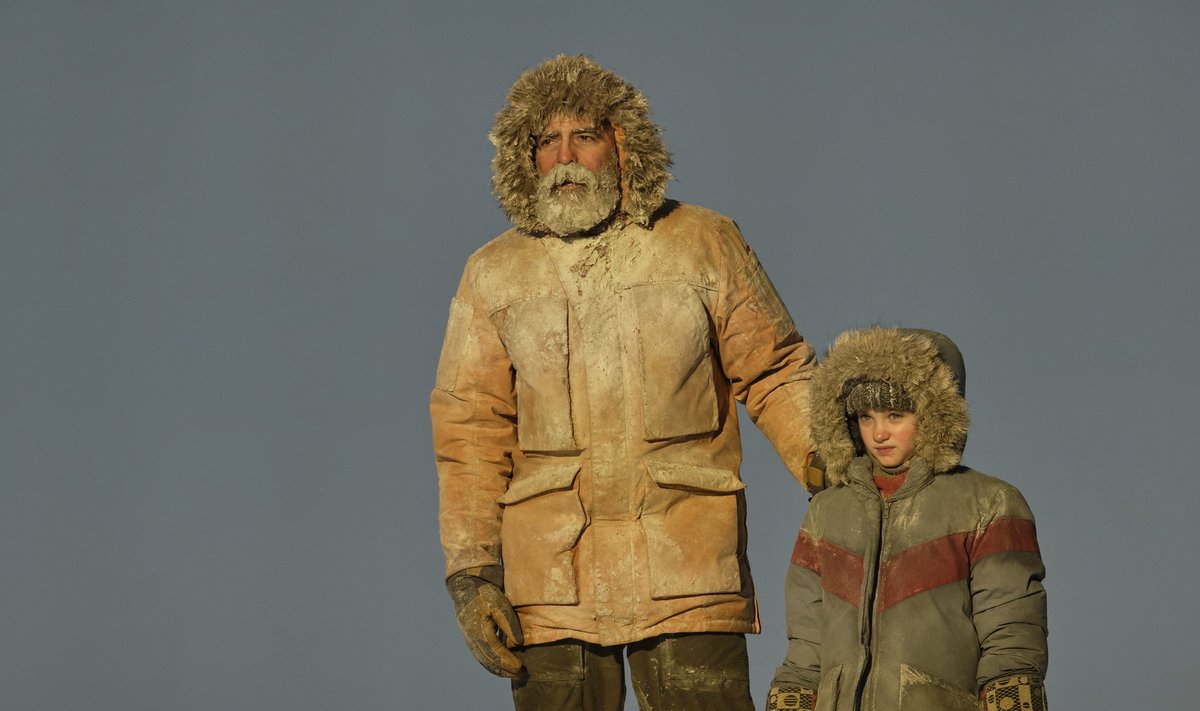 KAHEKESI LÕPU EEL: Vanaldane teadlane Augustine (George Clooney) kohtub Arktikas asuvas uurimis­jaamas salapärase väikese Irisega (Caoilinn Springall), kes sunnib teda elu uue pilguga vaatama.