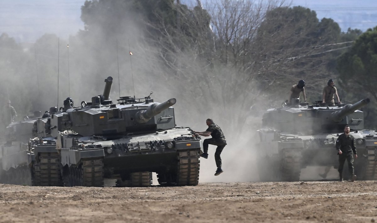 Ukraina sõdurid Saksa päritolu tankidel – aasta eest mõeldamatu, praegu tavapärane