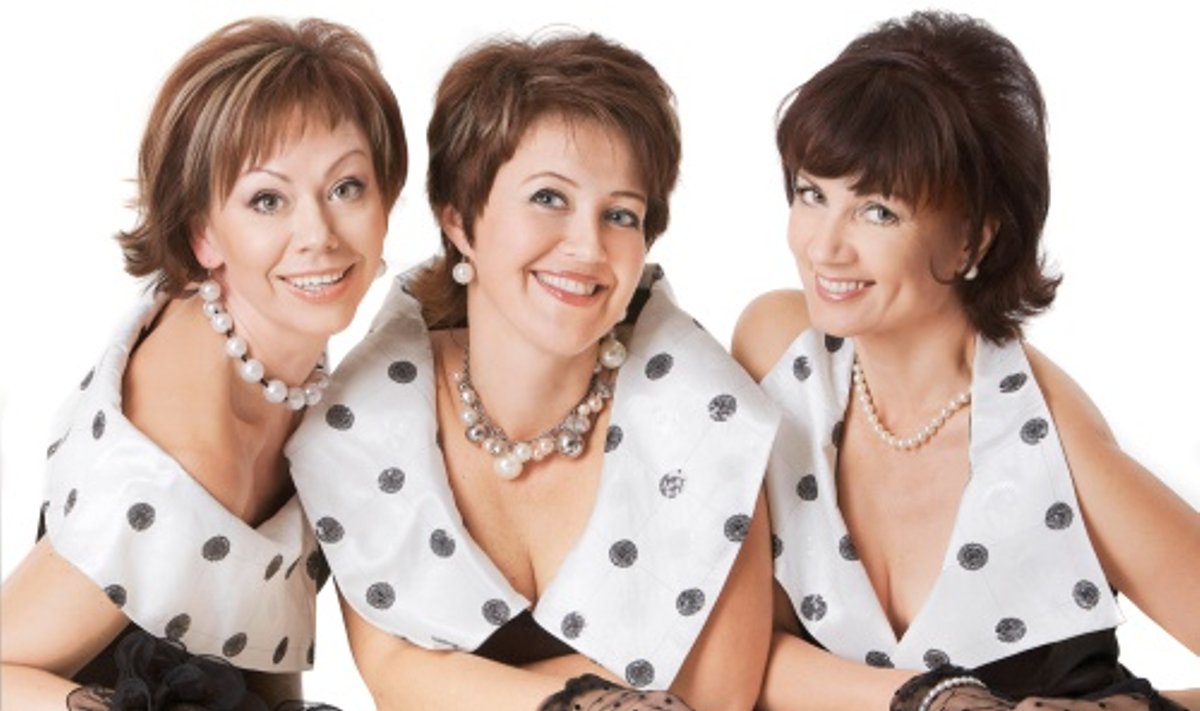 trio Romance 2012