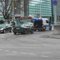 FOTOD: Gonsiori ja Laikmaa ristil põrkasid kokku kaks Ford Mondeost taksot