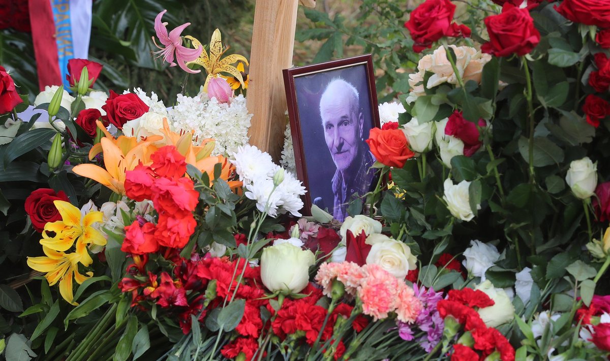 Funeral of late actor and musician Pyotr Mamonov