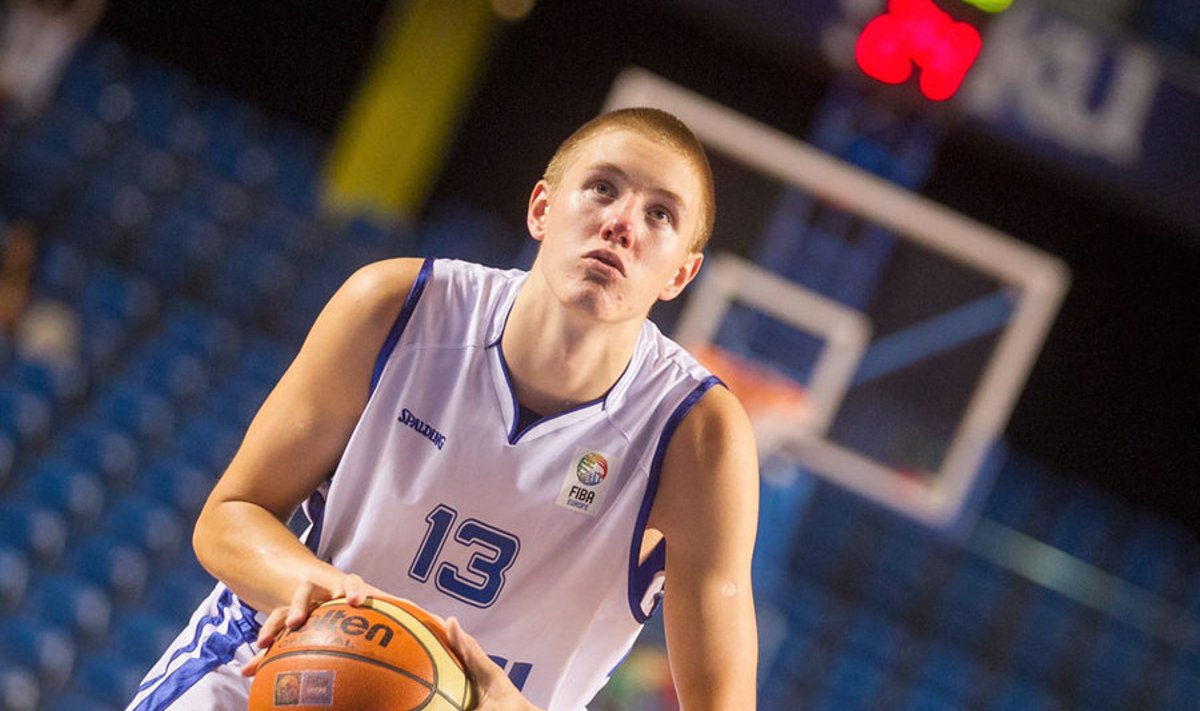 Rauno Nurger mängis suvel Eesti koondisega U-20 EM-võistlustel.