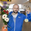 ФОТО: Бронзовый призер чемпионата Европы Григорий Минашкин возвратился домой