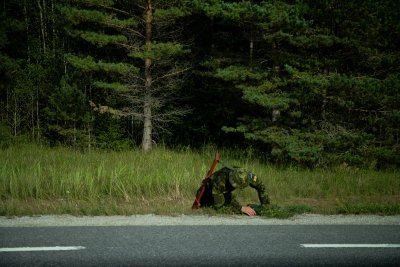 Selleks korraks kõik. Sõdur kukkus teist korda kokku. Tema jaoks on valik lõppenud. Ta saab tagasi tulla.