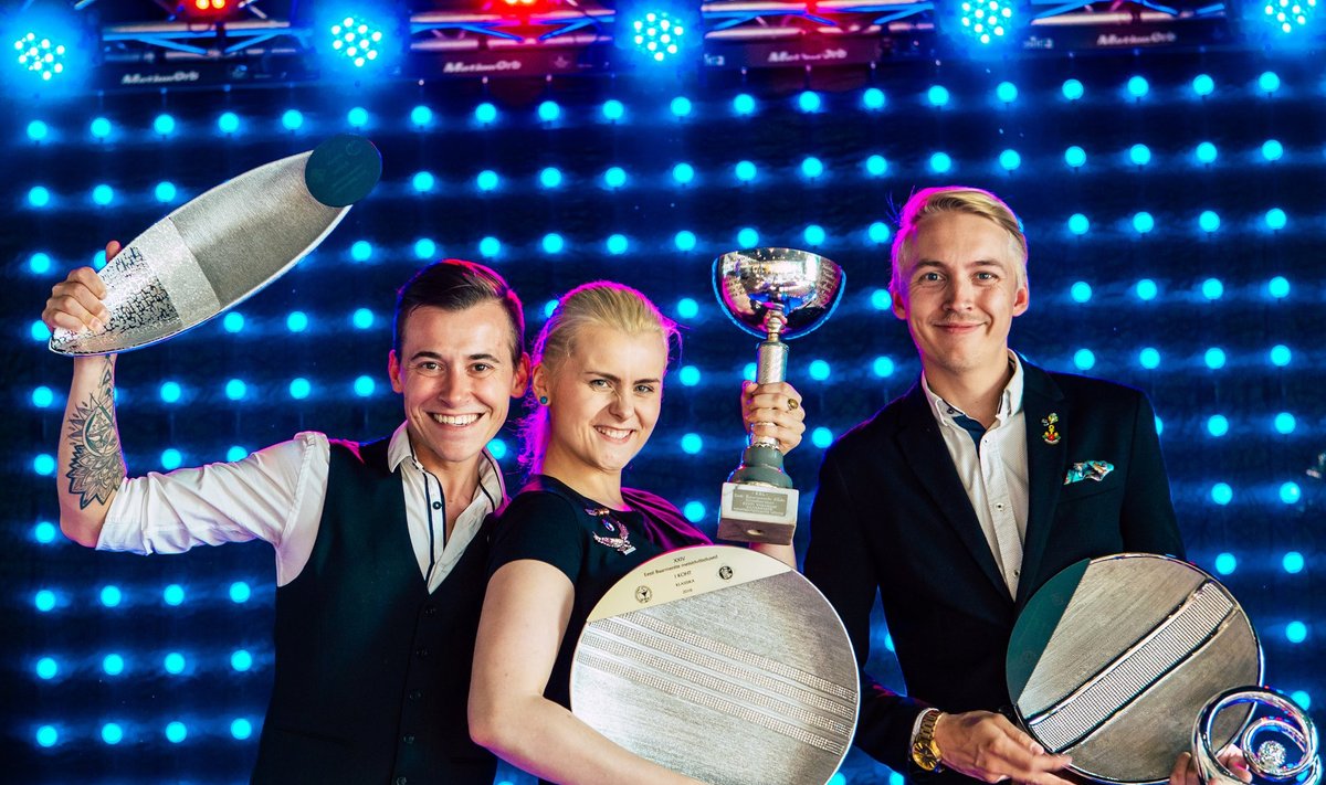 Eesti parimad baarmenid 2018. aastal. Laur Ihermann (paremal) saavutas II. koha.