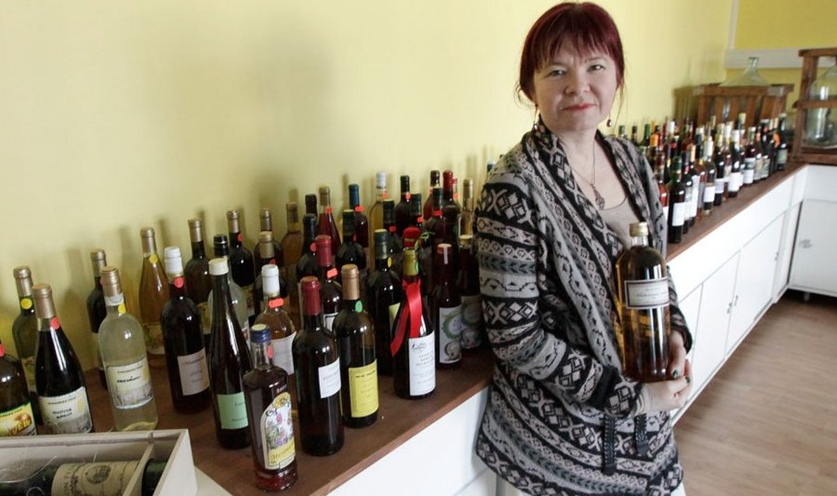 Veinivilla perenaine Tiina Kuuler kinnitab, et  kõiki konkursile saadetud koduveine hakkab mekkima ja hindama meie parimatest sommeljeedest ja veinikriitikutest koosnev žürii.