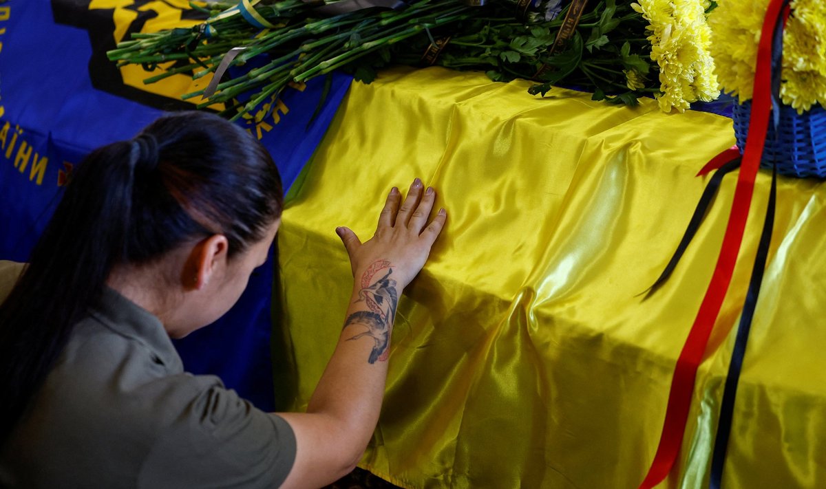 Прощание с украинским военнослужащим