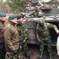 FOTO: Kindral Terras käis Gotlandil tankiõppusi vaatamas