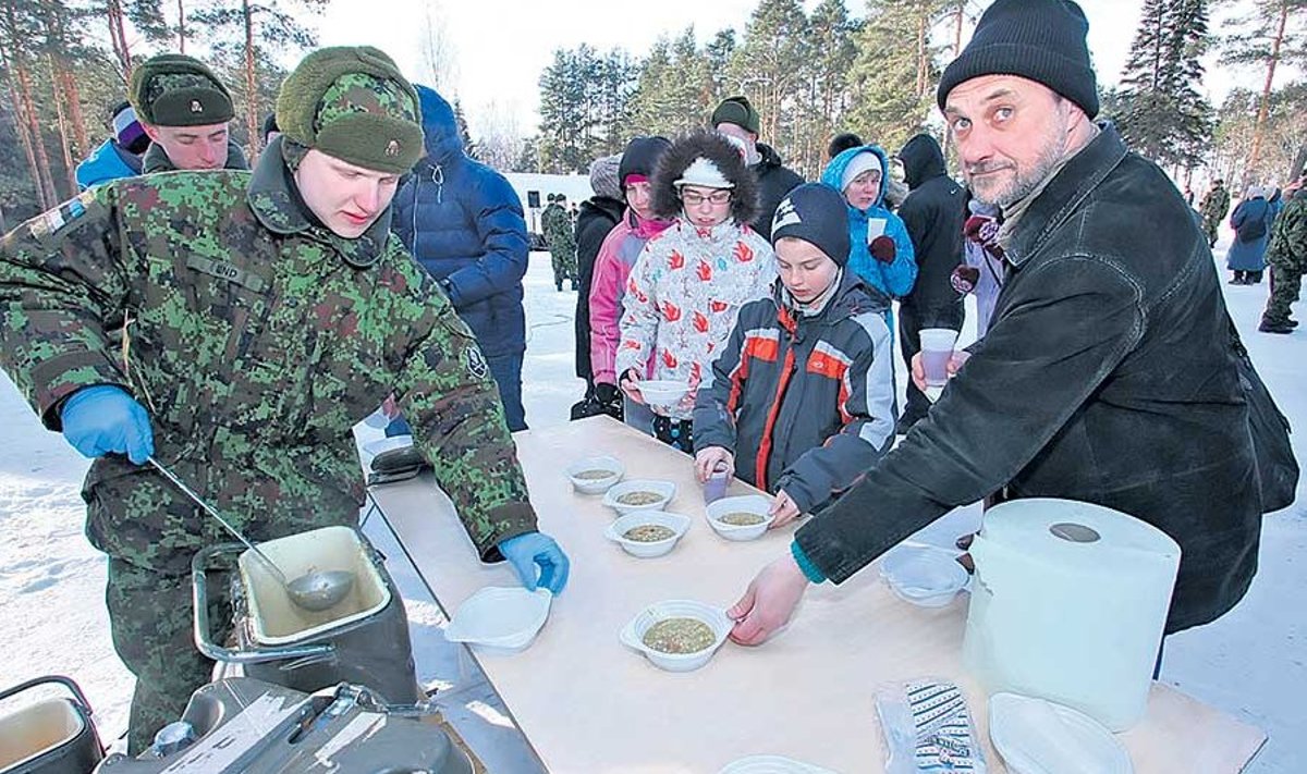 Haiguspuhangu allikas võib olla ajateenijate toit.