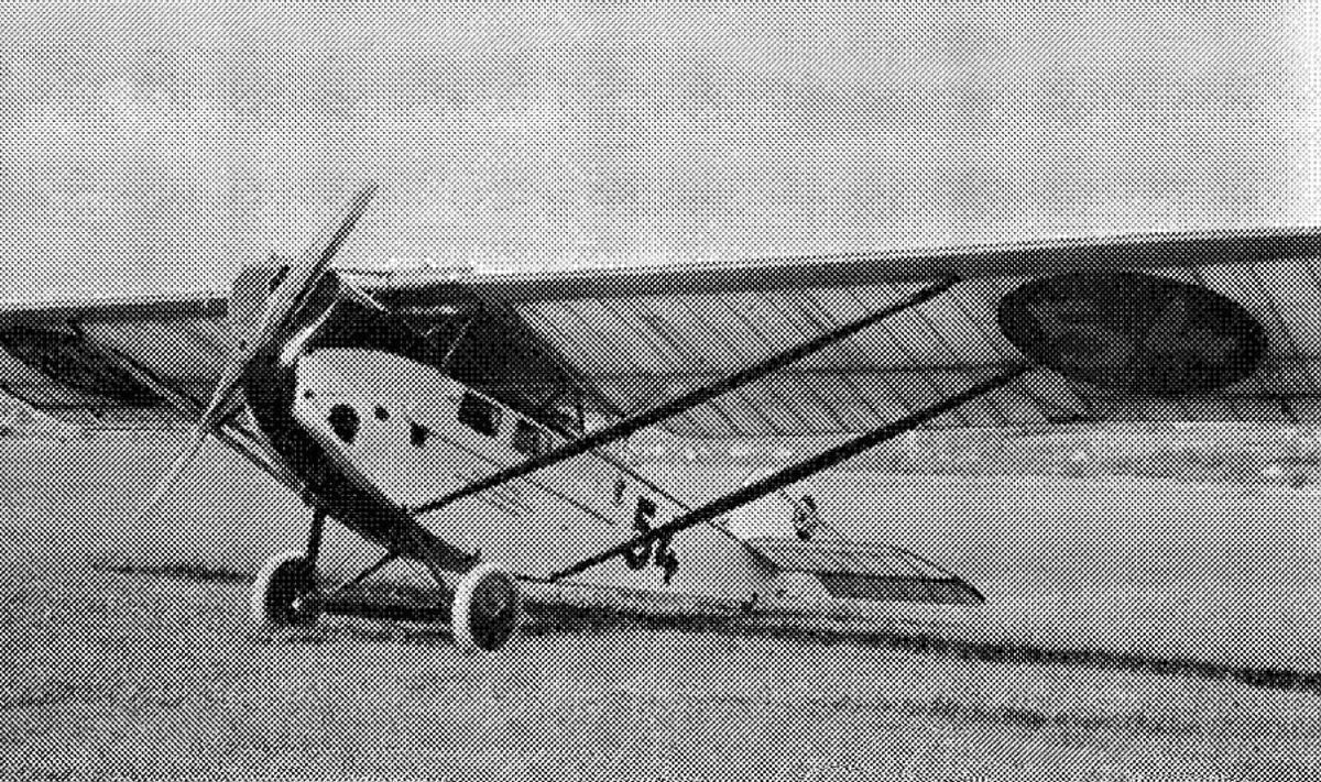 Sablatnig P III tüüpi lennukitega avati Eesti püsiv lennuühendus maailmaga, neid lennukeid hakati ehitama ka Dvigatelis.