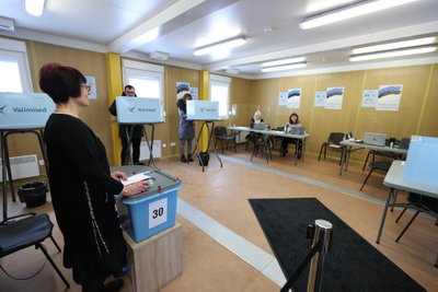 День выборов: репортаж RusDelfi