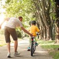 7 soovitust, kuidas laps nii rattaga sõitma panna, et kõik terveks jääksid