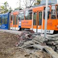 ФОТО: Ремонт трамвайных путей в Копли должен был завершиться в сентябре, но все еще не готов