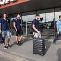 FOTOD | Eestlastega kohtuv Kosovo korvpallikoondis saabus Tallinnasse