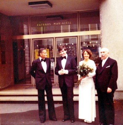 SÕPRADE PULMAS: Hjalmar Mäe Gertraud ja Raimund Bischingeri laulatusel juulis 1976 isamehena.