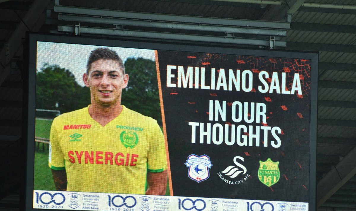 Emiliano Sala mälestamine Cardiffi staadionil