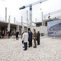 FOTOD: Tartus pandi paika rahvusarhiivi uue peahoone nurgakivi