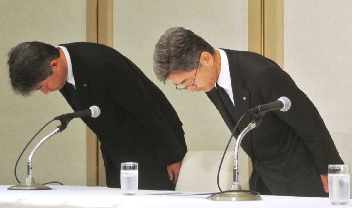 Kobe Steeli juhtkond kummardab vabanduseks skandaali eest 