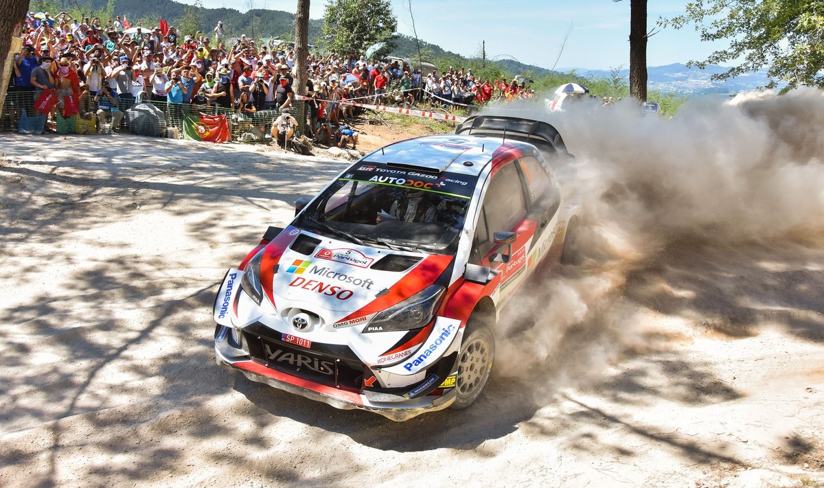 WRC-sarja järgmine osavõistlus peetakse augusti algul Soomes Jyväskyläs, koos sellega jääb hooaja lõpuni sõita veel viis rallit. Ning vaatamata rohkele ebaõnnele, on meie esipaar esimene ka kogu WRC-sarja arvestuses.